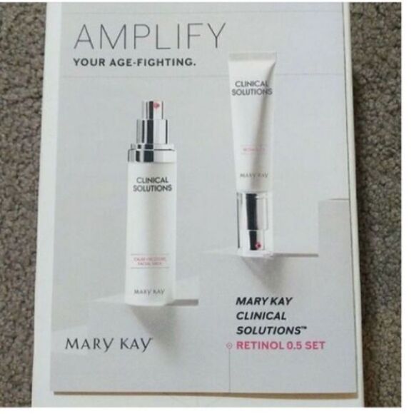 Mary Clinical Solutions 2 Piece Set Retinol .5 Calm and...